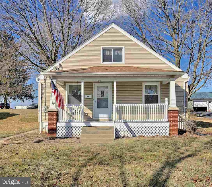 1515 E Derry Rd, Hershey, PA 17033 - photo 1