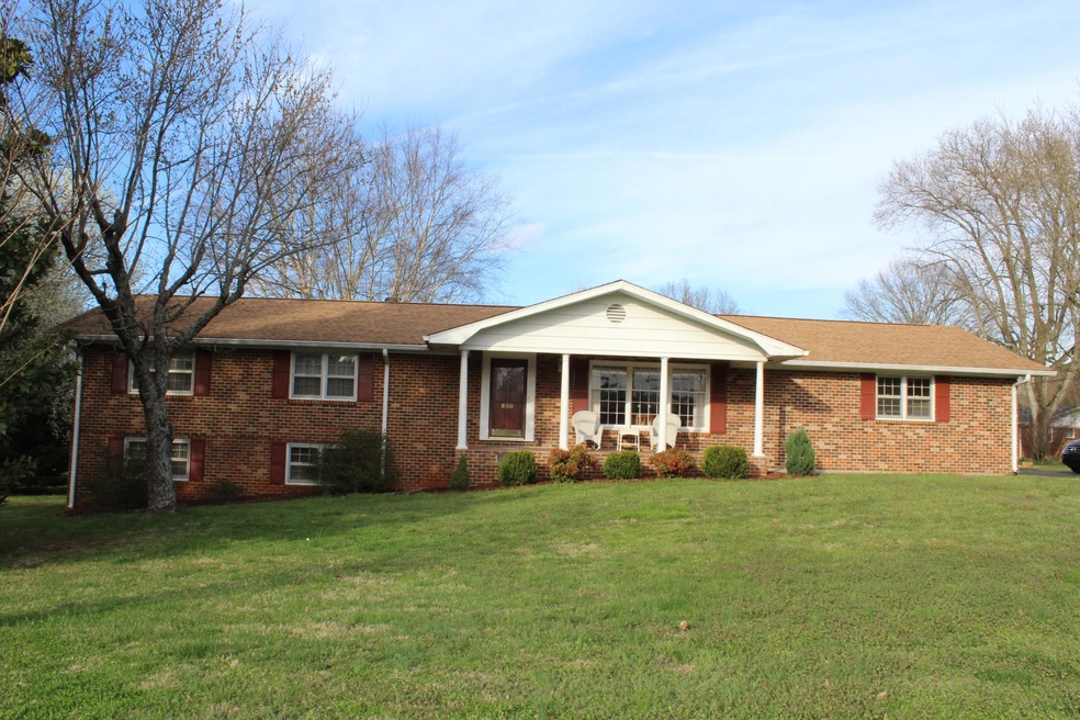 600 25th St NW, Cleveland, TN 37311 - photo 1