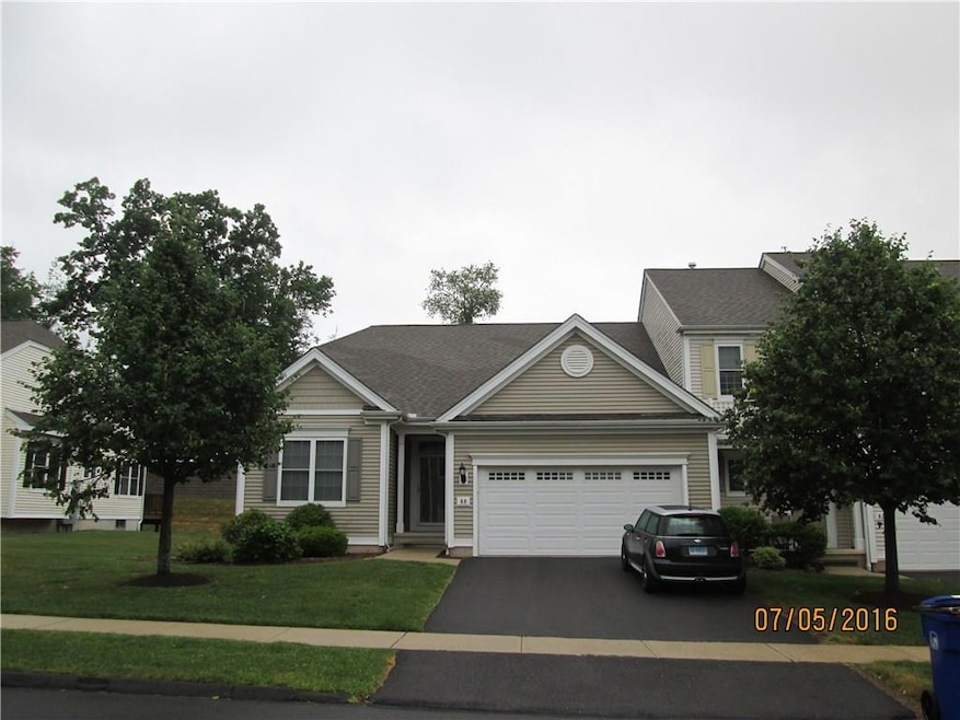 68 Sterling Dr unit 68, Newington, CT 06111 - photo 1