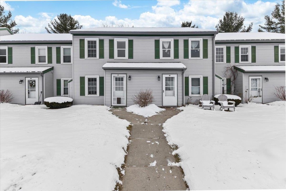 35 Brickyard Rd unit 31, Essex Junction, VT 05452 - photo 1