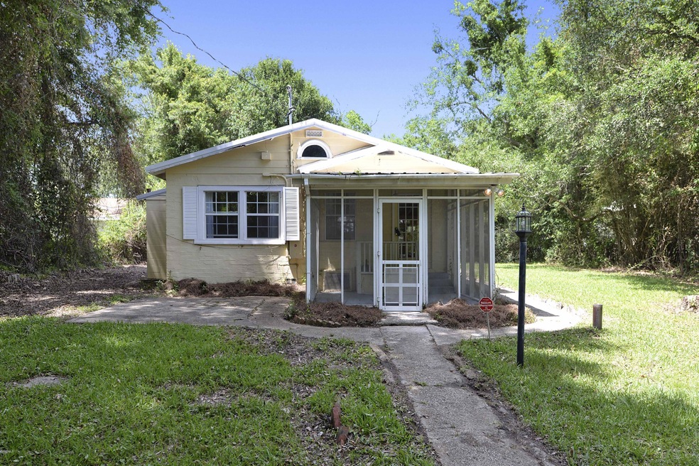 2123 Government St, Ocean Springs, MS 39564 - photo 1