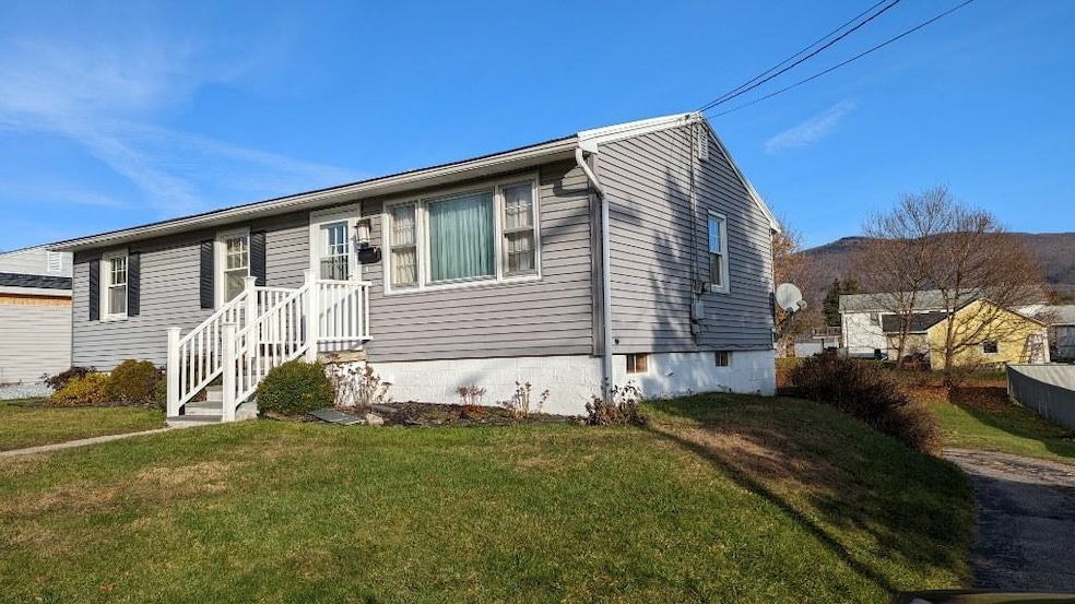 80 Lafayette St, Rutland, VT 05701 - photo 1