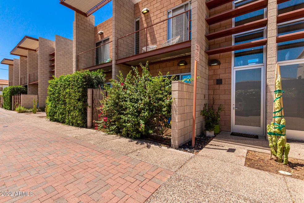 325 E Palm Ln unit 107, Phoenix, AZ 85004 - photo 1