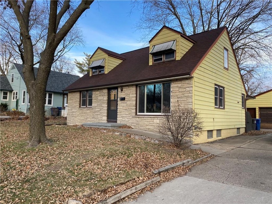 1153 Cummins Pkwy, Des Moines, IA 50311 - photo 1