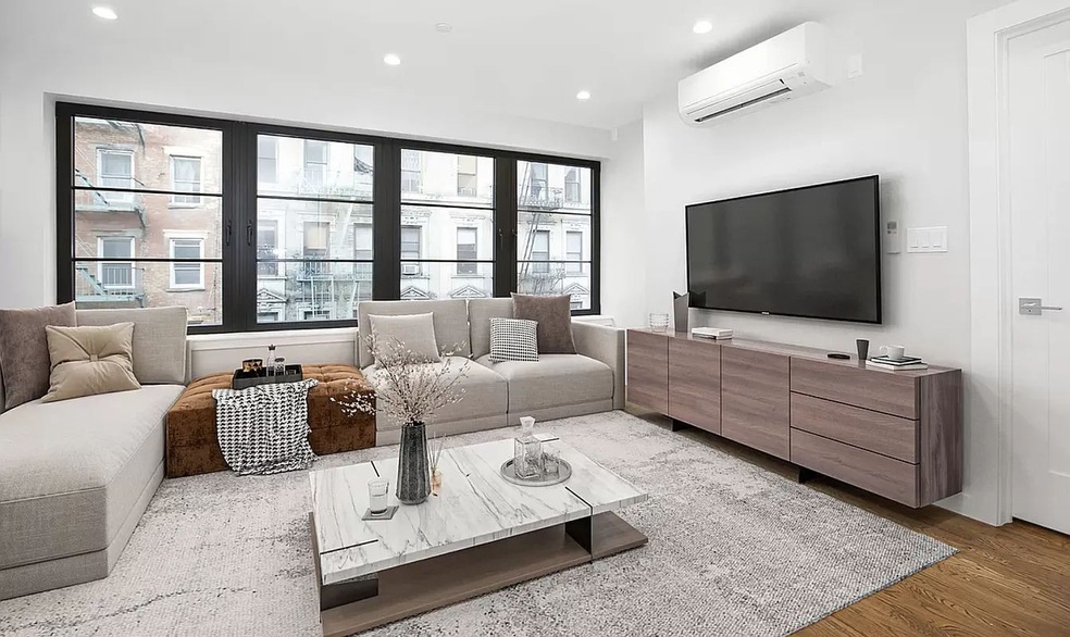 152 Ludlow St unit TH4, New York, NY 10002 - photo 1