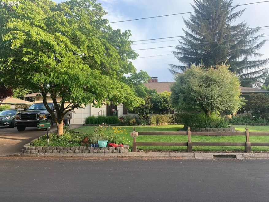 2793 Kalmia St, Eugene, OR 97404 - photo 1