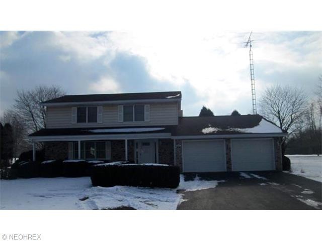 46037 Sunset Ln, East Liverpool, OH 43920 - photo 1