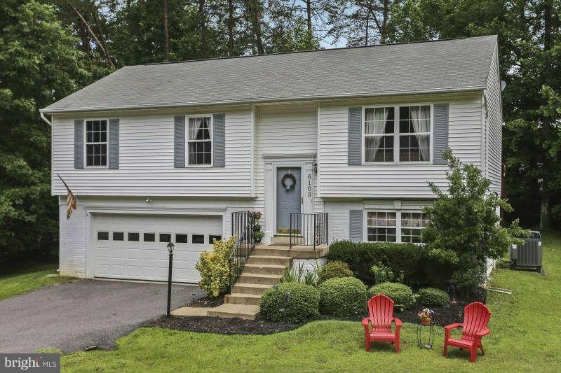 6103 Loriella Park Dr, Fredericksburg, VA 22407 - photo 1