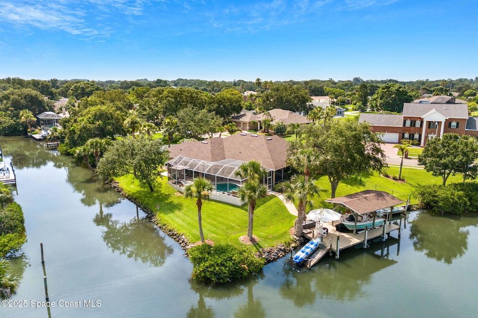 Over 300 feet of waterfront