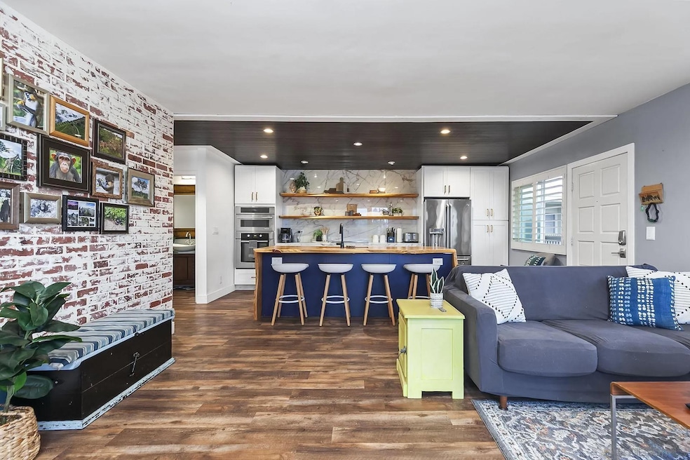 4848 Bermuda Ave unit E3, San Diego, CA 92107 - photo 1