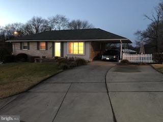 7906 Ashdale Rd, Capitol Heights, MD 20743 - photo 1