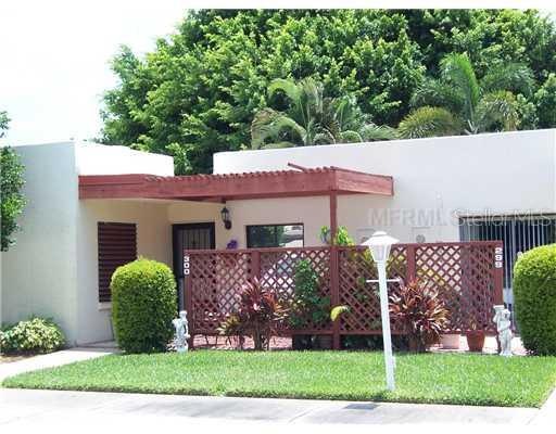 300 Spring Lakes Blvd unit 300, Bradenton, FL 34210 - photo 1