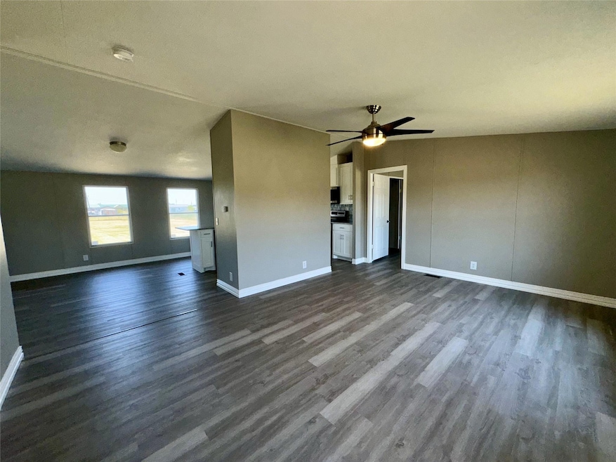 6021 Short Cake Ln, Joshua, TX 76058 - photo 1