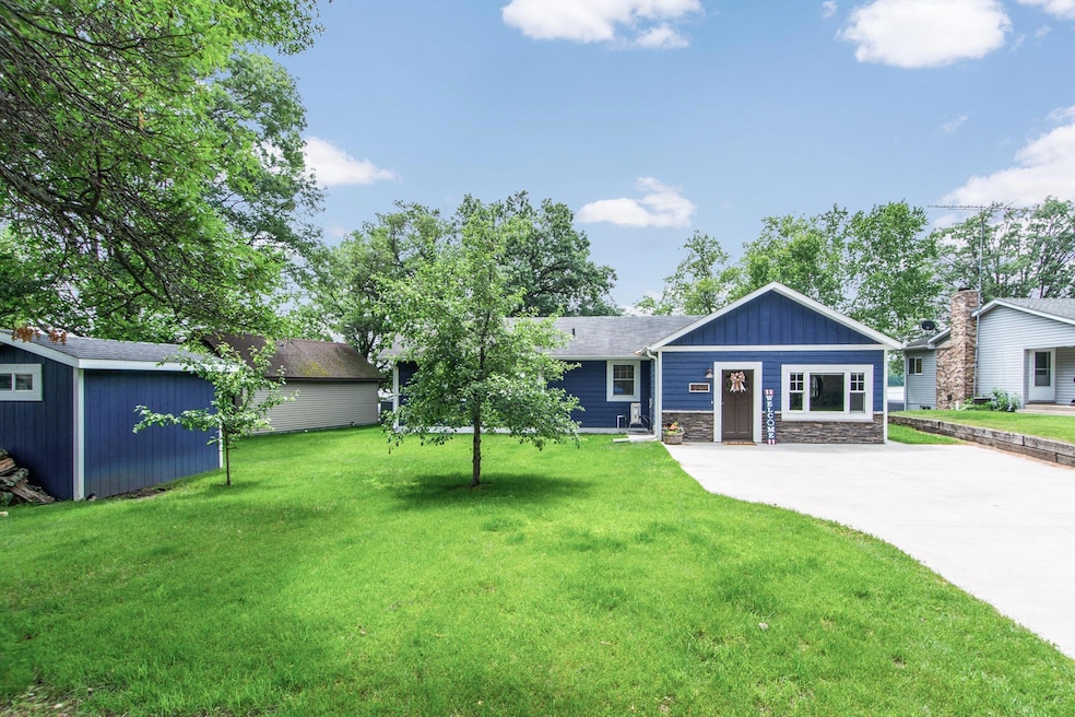 21865 512th Ln, McGregor, MN 55760 - photo 1