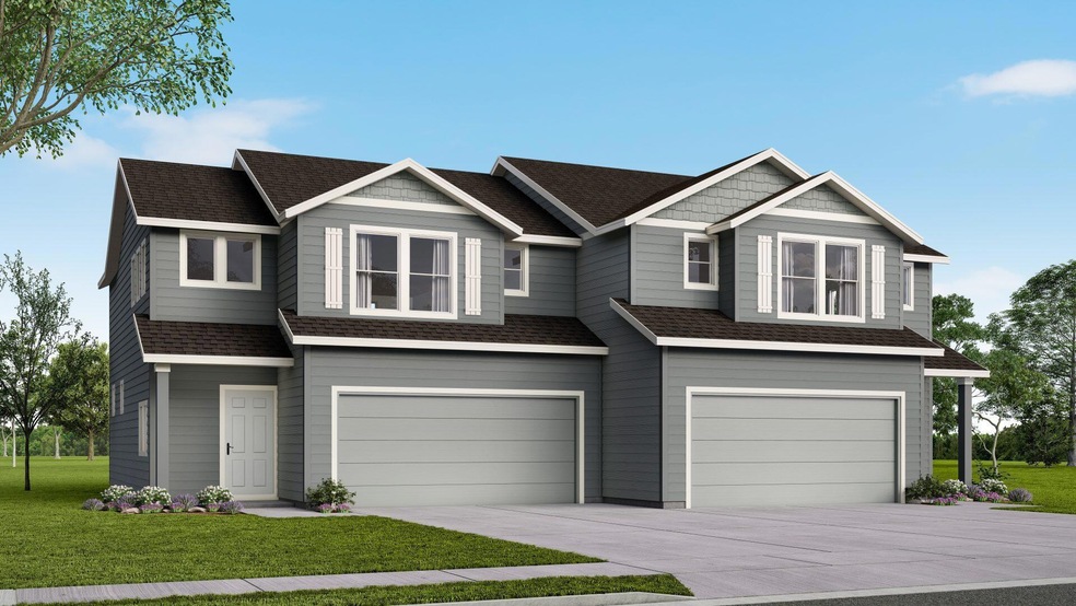 21519 Oconnor Way unit 2, Bend, OR 97701 - photo 1