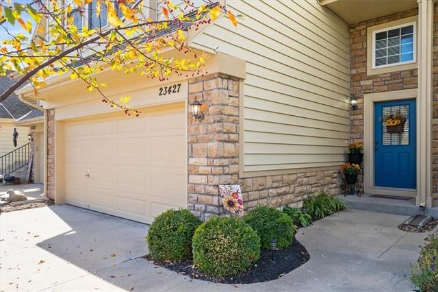 23427 W 89th Terrace, Lenexa, KS 66227 - photo 1
