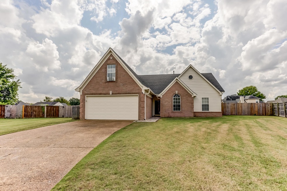 7667 Fox Terrace Cove, Olive Branch, MS 38654 - photo 1