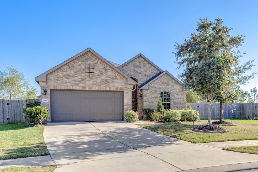 For Rent $2,500/month • Co-Listing Agent