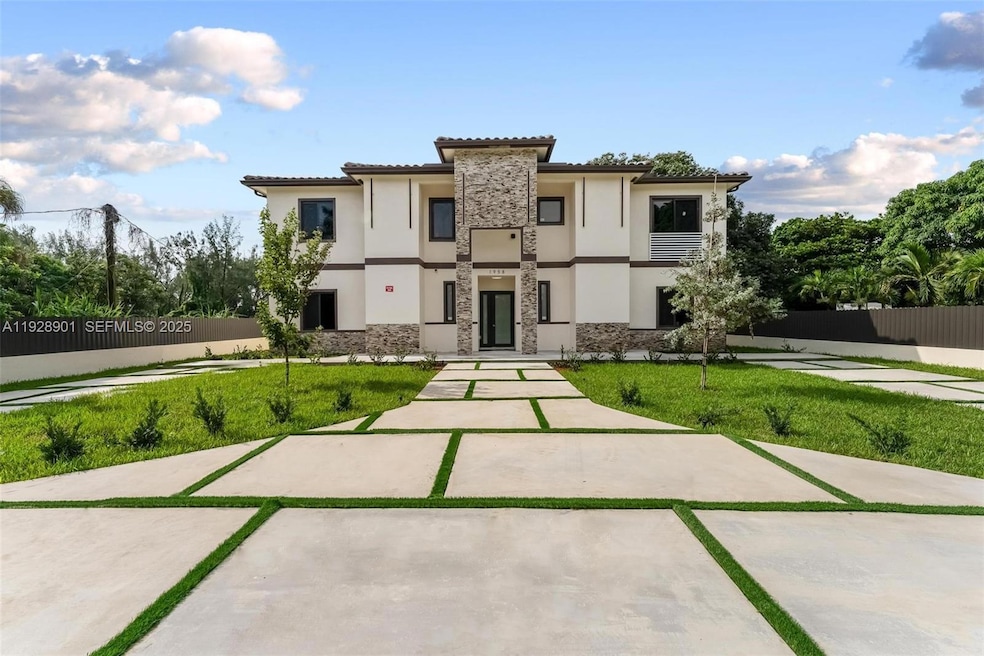 1962 NW 107th St unit 1954, Miami, FL 33167 - photo 1