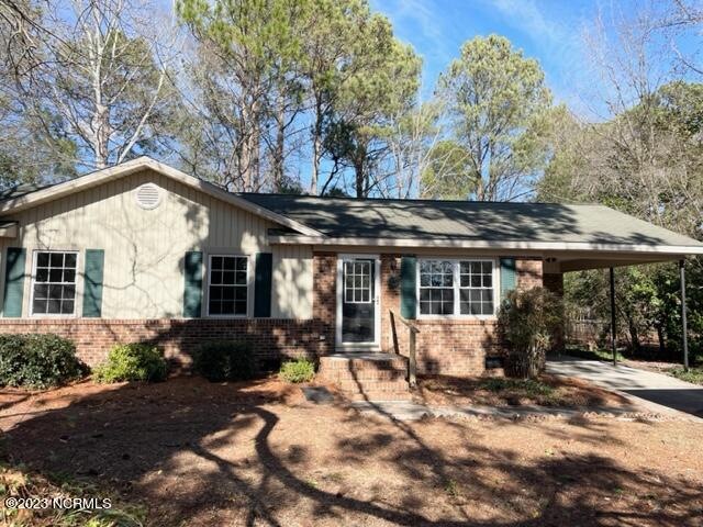 427 Drexel Ln, Winterville, NC 28590 - photo 1