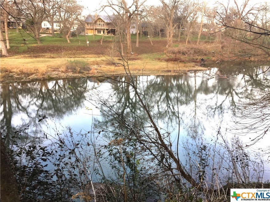 975 River Terrace, New Braunfels, TX 78130 - photo 1
