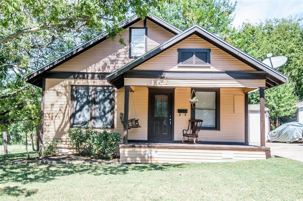 610 W Freeman St, Ennis, TX 75119 - photo 1