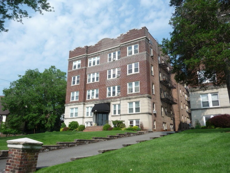 14 Forest St unit 306, Montclair, NJ 07042 - photo 1