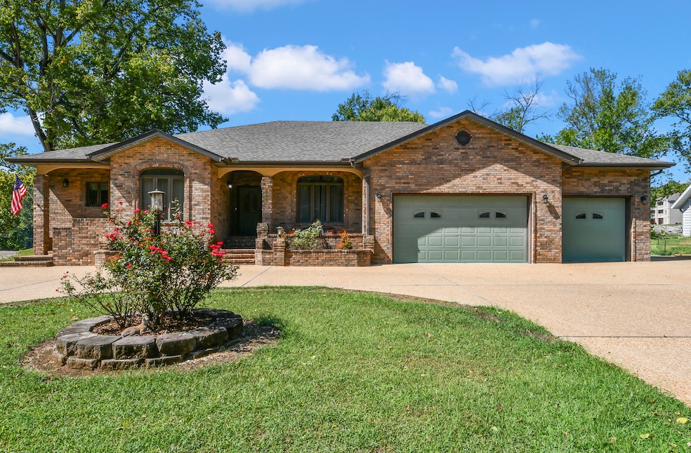 For Sale $850,000 • Co-Listing Agent