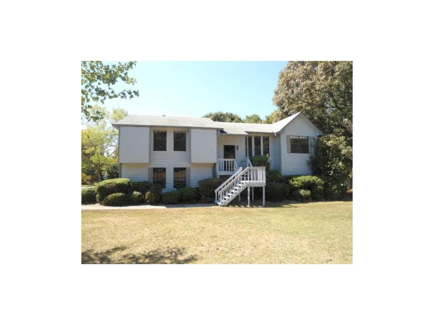 Exterior Front. FRONT