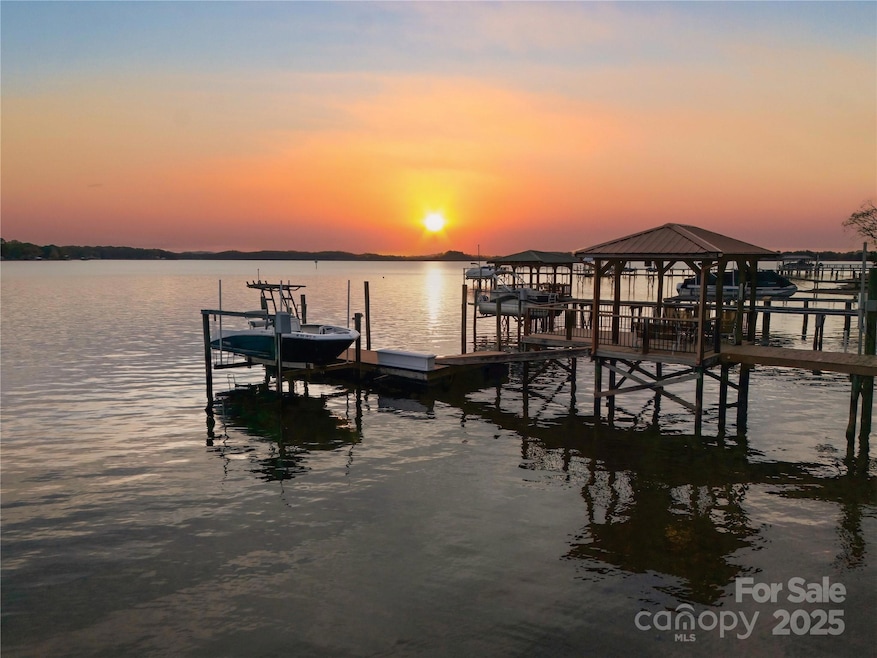 18019 Whispering Oaks, Cornelius, NC 28031 - photo 1