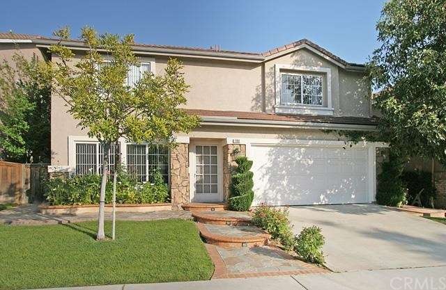 The classic faÃ§ade of this quality Fieldstone hom