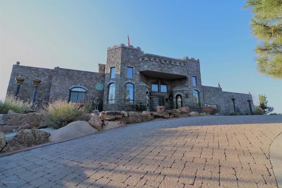 5702 Country Club Dr, Farmington, NM 87402 - photo 1