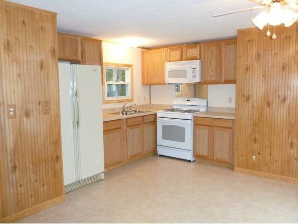 8 Arrow Dr, Salem, NH 03079 - photo 1