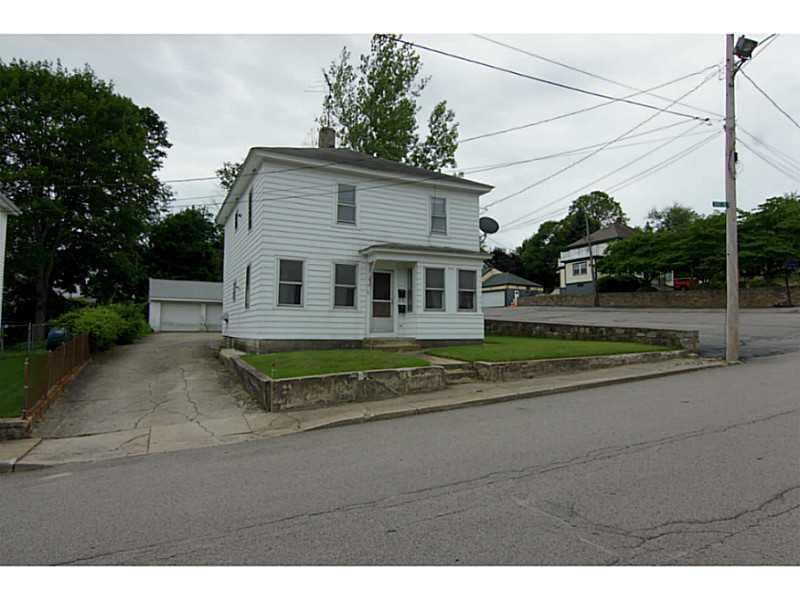 4 Sunset Ave, West Warwick, RI 02893 - photo 1