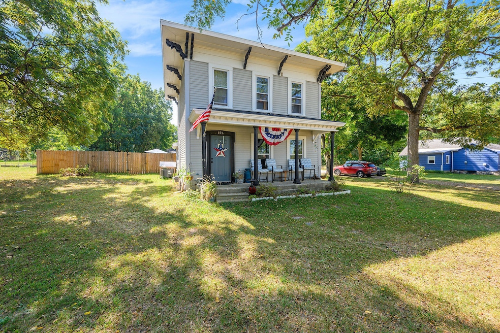 806 E 3rd St, Lawton, MI 49065 - photo 1