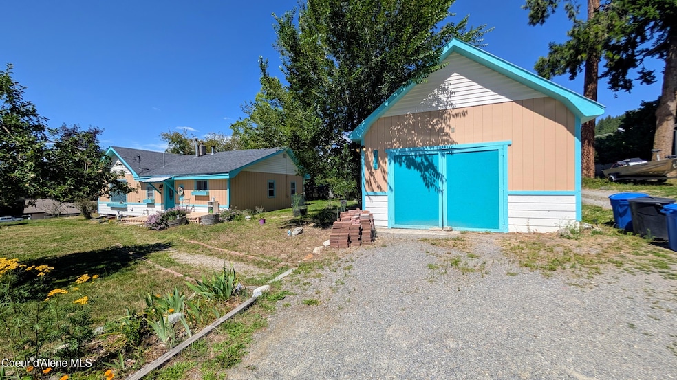 6577 Comanche St, Bonners Ferry, ID 83805 - photo 1