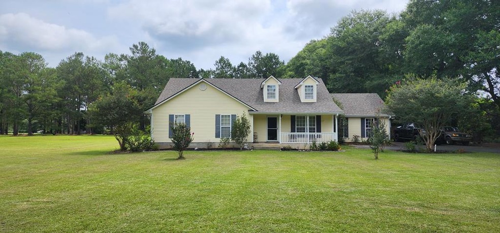 202 Saddle Creek Dr, Cordele, GA 31015 - photo 1