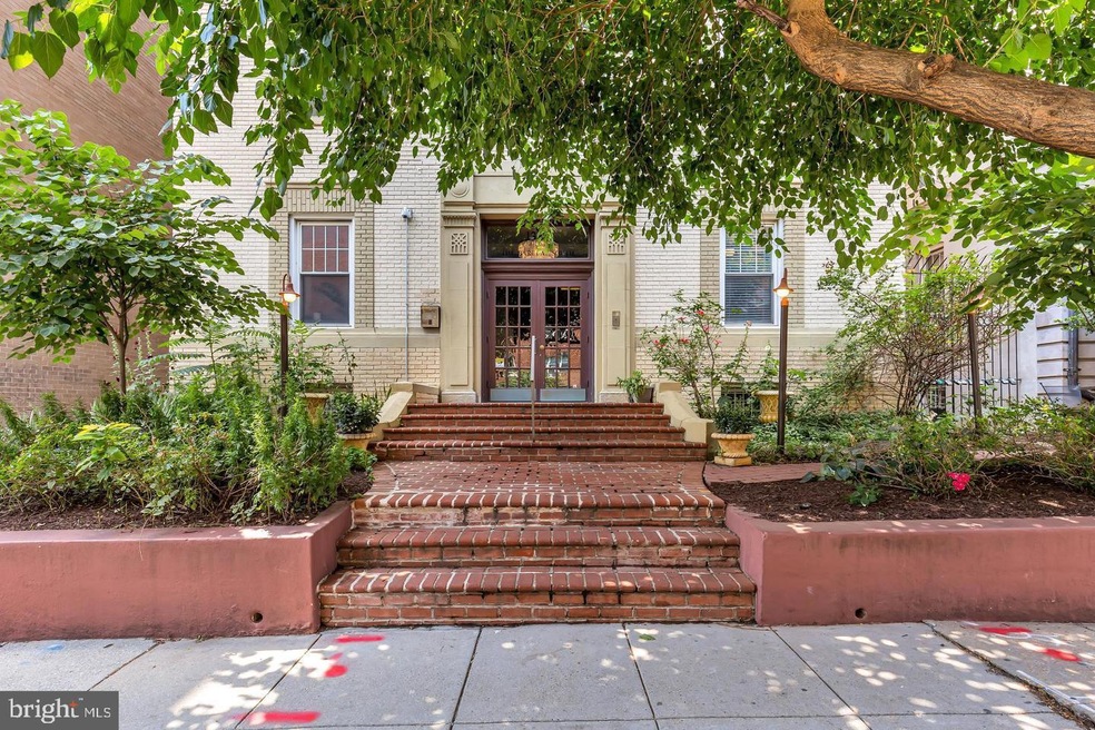 1322 15th St NW unit 22, Washington, DC 20005 - photo 1