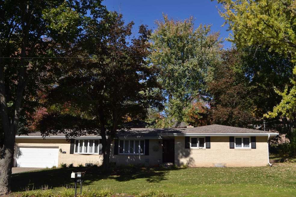 Under Contract $269,900