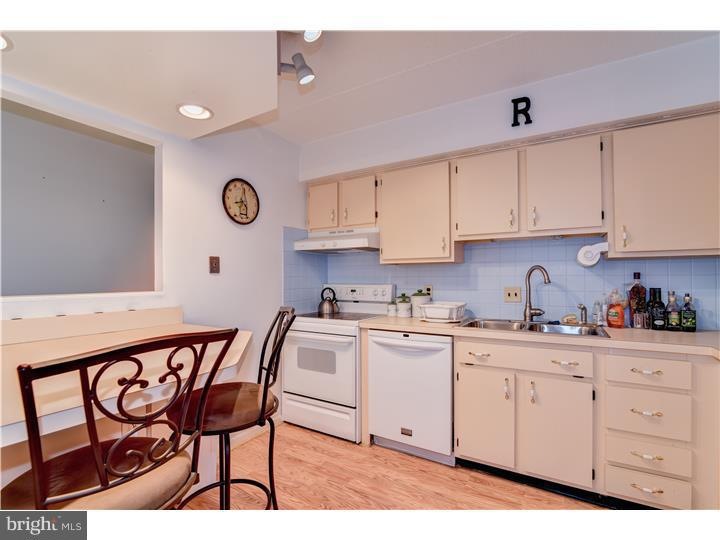 10518 Valley Forge Cir unit 518, King of Prussia, PA 19406 - photo 1