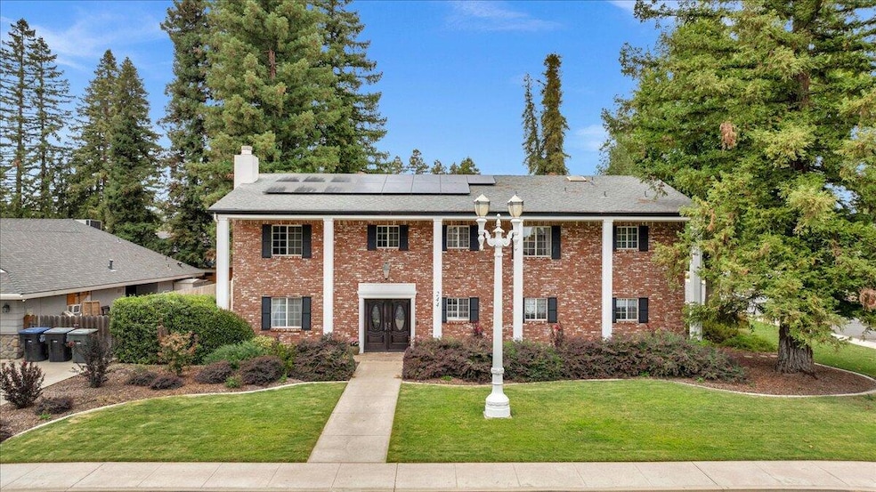 Pending $719,000 • Co-Listing Agent