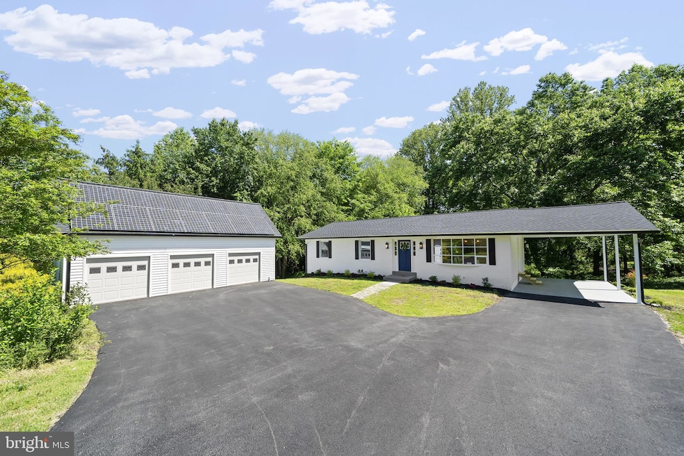 7105 Persimmon Ln, Owings, MD 20736 - photo 1