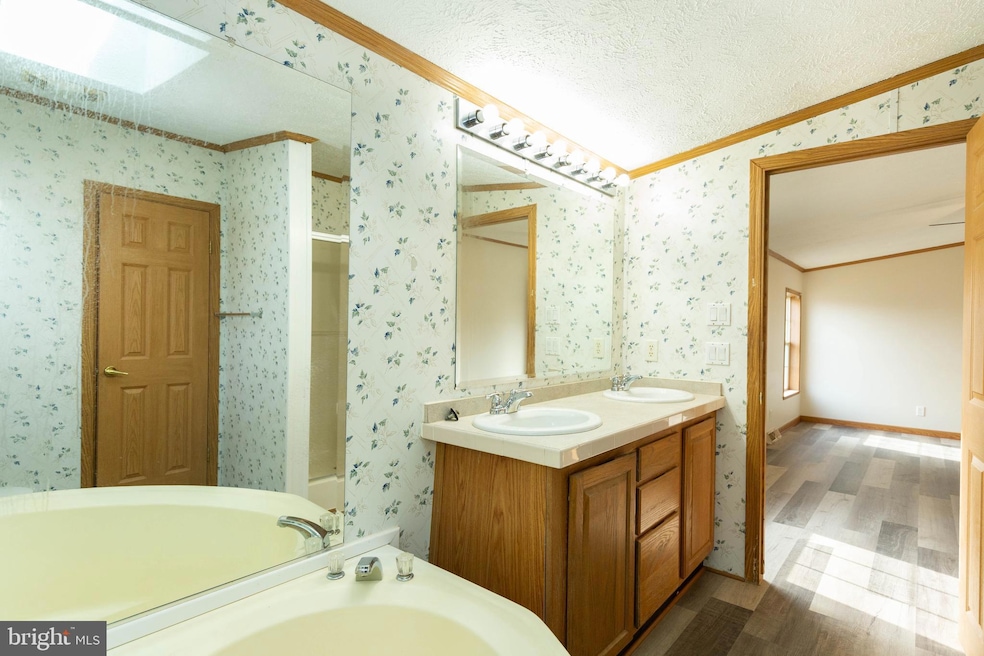 202 Teal Rd N, Martinsburg, WV 25405 - photo 1