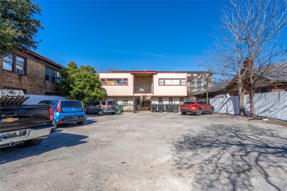 1654 W Main St unit 11, Houston, TX 77006 - photo 1