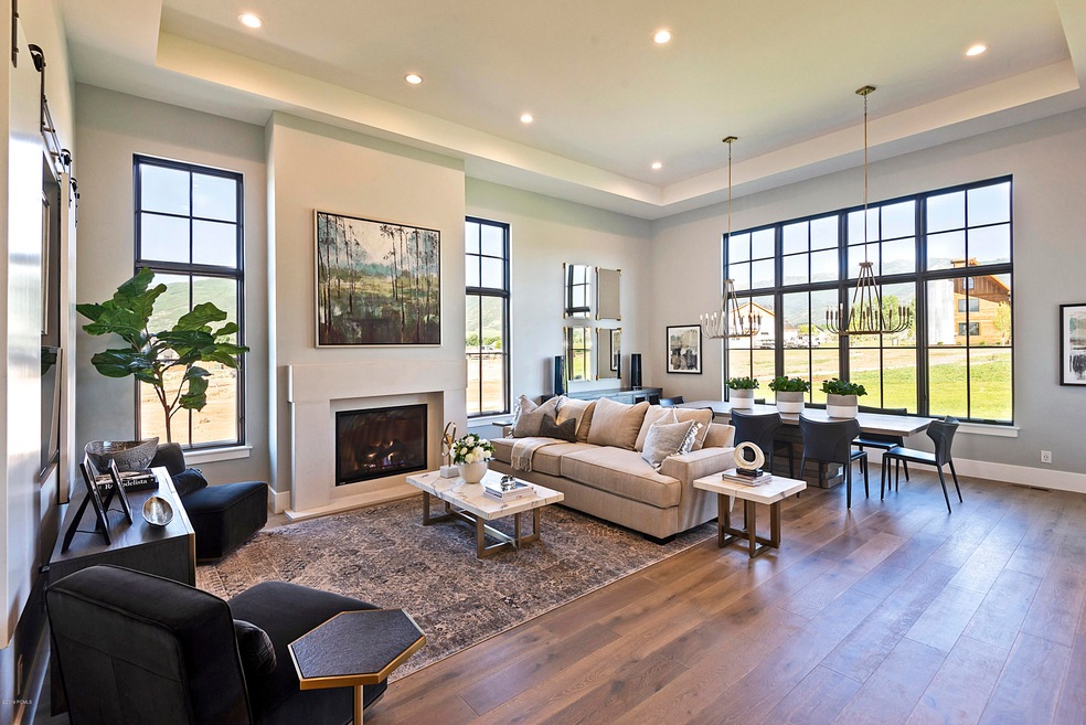 250East600North-001
