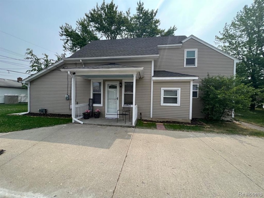 15639 Frazho Rd, Roseville, MI 48066 - photo 1