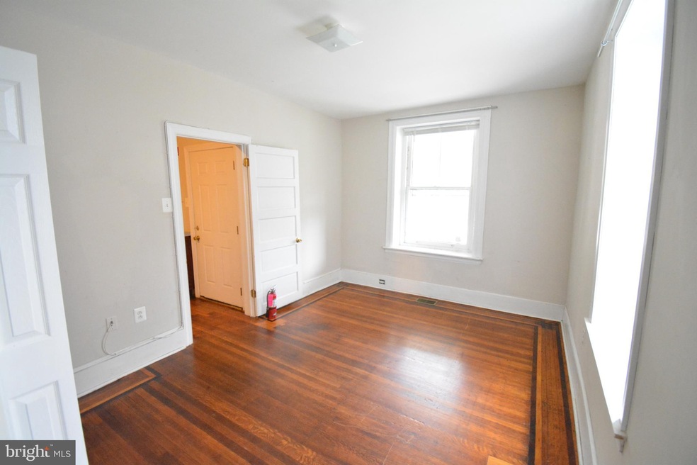 531 W Hansberry St, Philadelphia, PA 19144 - photo 1