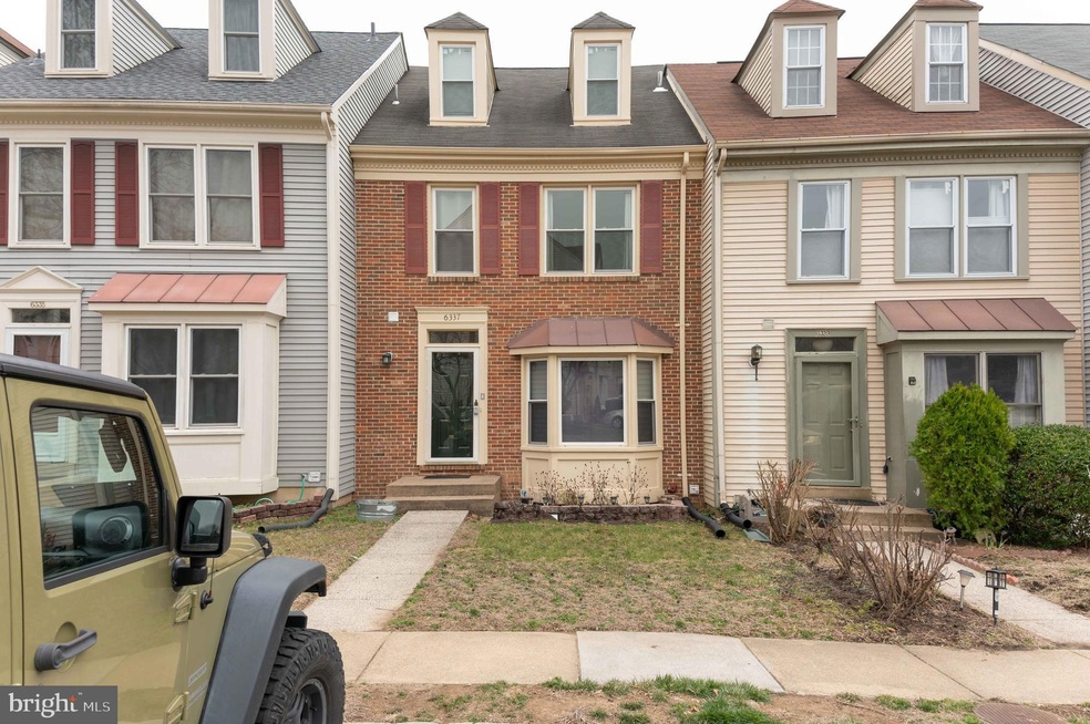 6337 Mary Todd Ct, Centreville, VA 20121 - photo 1