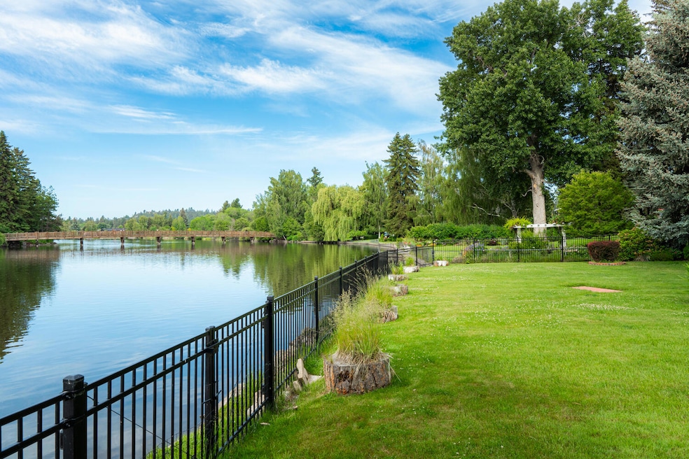 437 NW Drake Rd, Bend, OR 97701 - photo 1