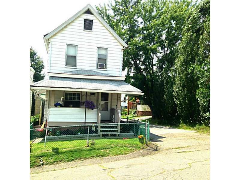 Exterior Front. Low maintenance, fenced in yard!
